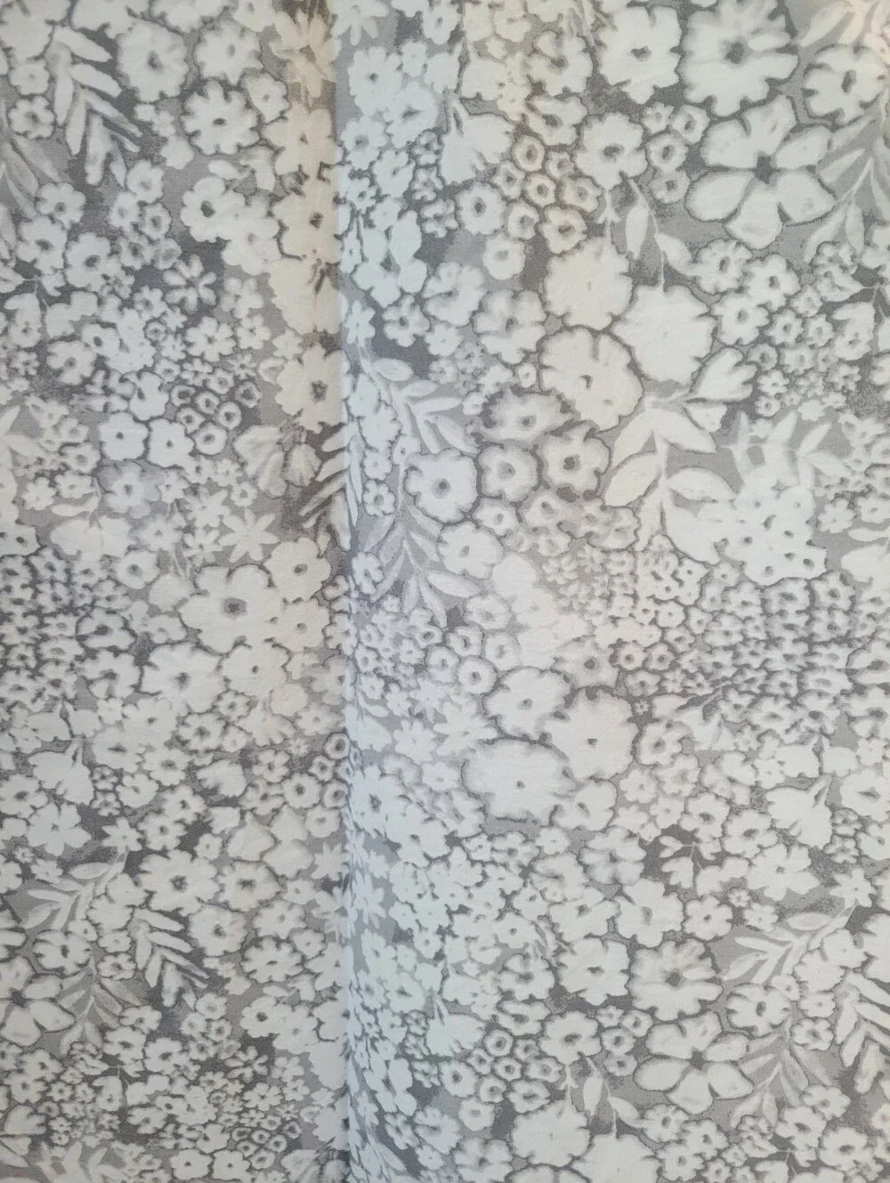Pottery Barn Teen Flat and Fitted Sheet Floral Gray XL TWIN